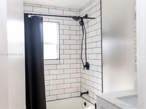 2444 Roosevelt St, Hollywood FL 33020