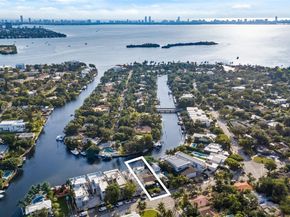 7701 NE 8th Ave, Miami FL 33138