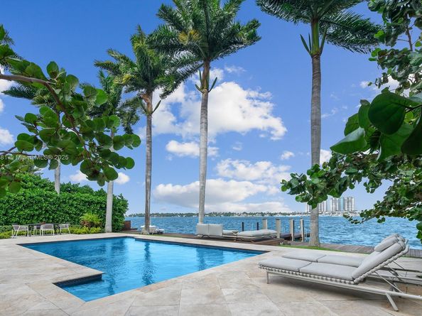 315 E Rivo Alto Dr, Miami Beach FL 33139