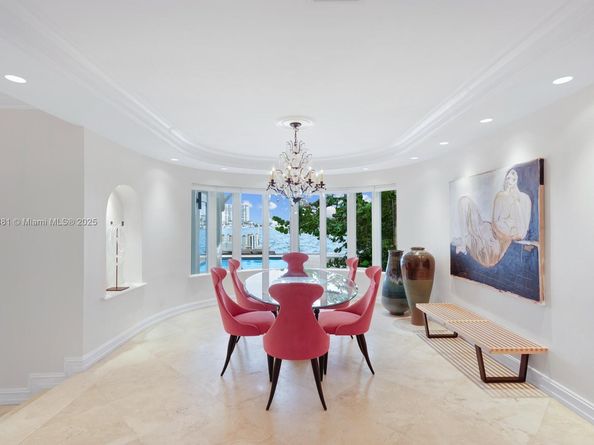 315 E Rivo Alto Dr, Miami Beach FL 33139