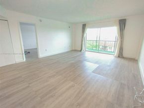 4174 Inverrary Drive 706, Lauderhill FL 33319