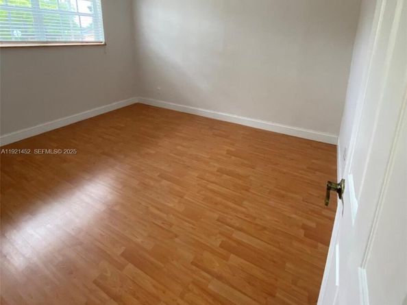 7880 SW 14th Ter, Miami FL 33144