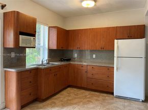 7880 SW 14th Ter, Miami FL 33144