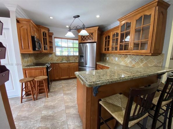 7880 SW 14th Ter, Miami FL 33144