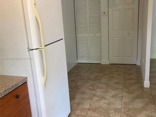 7880 SW 14th Ter, Miami FL 33144