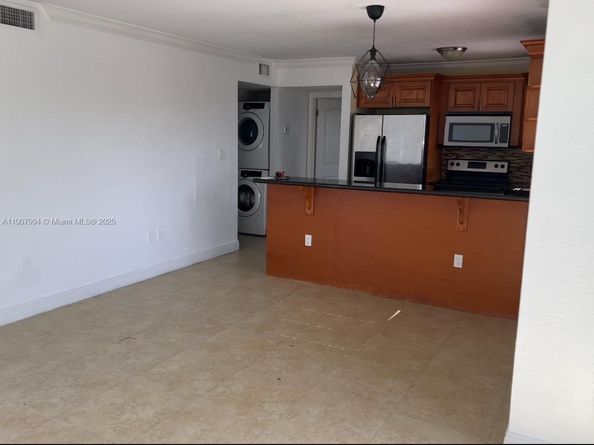 6225 SW 131st Ct 204, Miami FL 33183