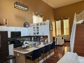 1661 SE 17th St, Homestead FL 33035