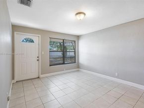 2811 N 66th Ave, Hollywood FL 33024
