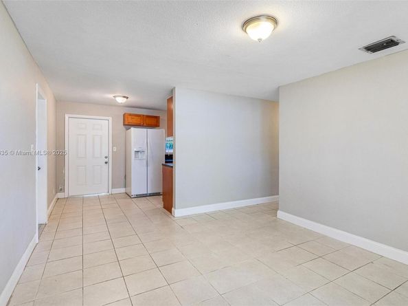 2811 N 66th Ave, Hollywood FL 33024