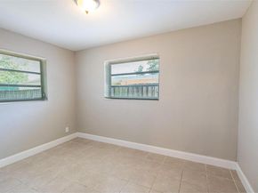 2811 N 66th Ave, Hollywood FL 33024