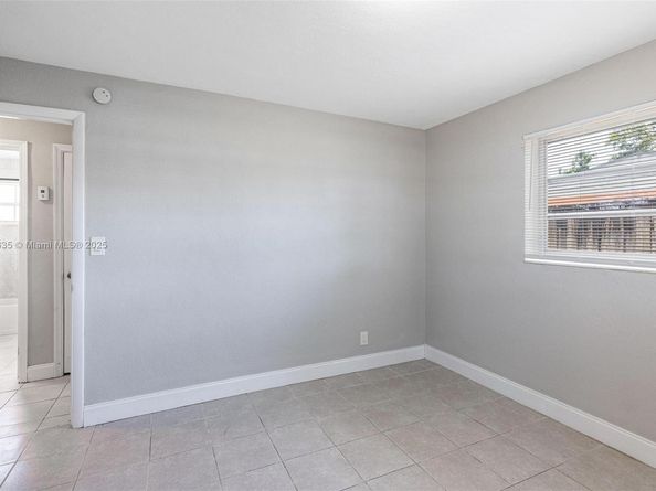 2811 N 66th Ave, Hollywood FL 33024
