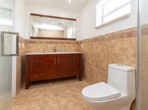 507 Hunting Lodge Dr, Miami Springs FL 33166