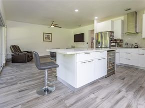 507 Hunting Lodge Dr, Miami Springs FL 33166