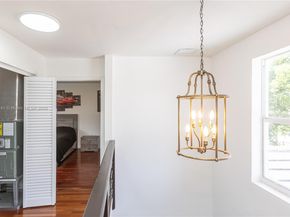 507 Hunting Lodge Dr, Miami Springs FL 33166