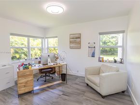 507 Hunting Lodge Dr, Miami Springs FL 33166