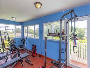 507 Hunting Lodge Dr, Miami Springs FL 33166