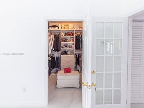 507 Hunting Lodge Dr, Miami Springs FL 33166