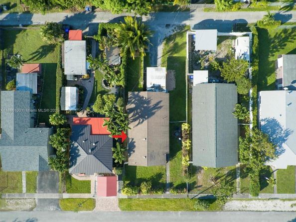 2235 Coolidge St, Hollywood FL 33020