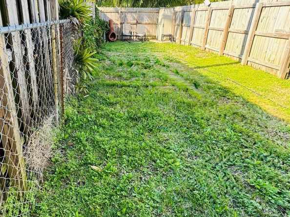 2235 Coolidge St, Hollywood FL 33020