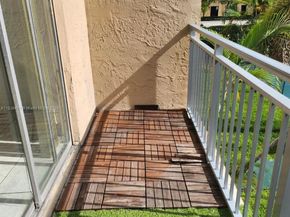 4841 NW 7th St 2034, Miami FL 33126