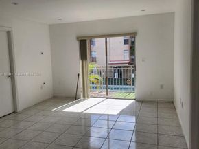 4841 NW 7th St 2034, Miami FL 33126