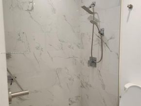 4841 NW 7th St 2034, Miami FL 33126
