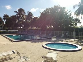 2621 Village Blvd 102, West Palm Beach FL 33409