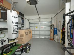 340 NE 194th Ln, Miami FL 33179