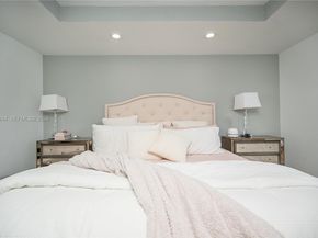 340 NE 194th Ln, Miami FL 33179