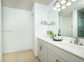 340 NE 194th Ln, Miami FL 33179