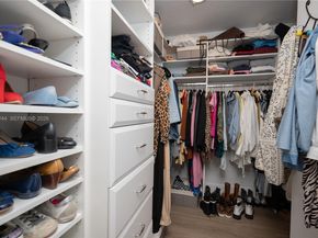 340 NE 194th Ln, Miami FL 33179