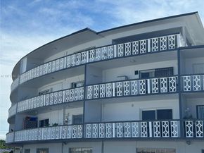 11 SW 52nd Ave 3C, Miami FL 33134