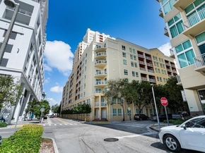 7350 SW 89th St 617S, Miami FL 33156