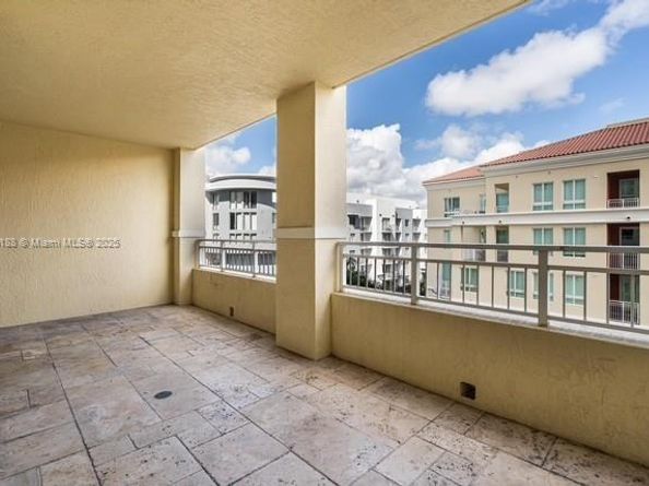 7350 SW 89th St 617S, Miami FL 33156