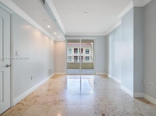 7350 SW 89th St 617S, Miami FL 33156