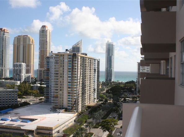 250 174th St 1809, Sunny Isles Beach FL 33160