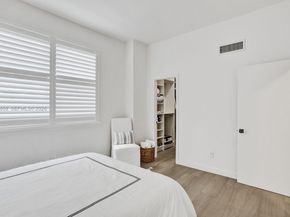 625 Biltmore Way 103, Coral Gables FL 33134