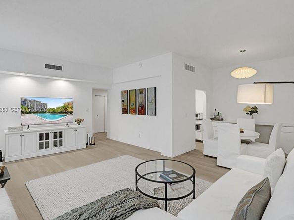 625 Biltmore Way 103, Coral Gables FL 33134