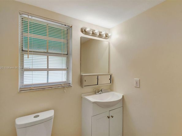 12374 SW 51st Ct, Cooper City FL 33330