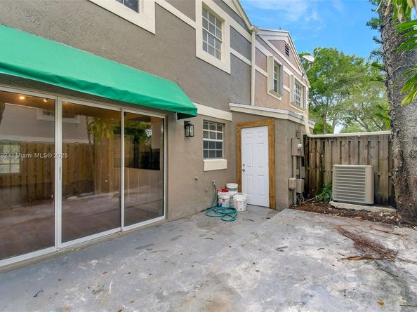 12374 SW 51st Ct, Cooper City FL 33330