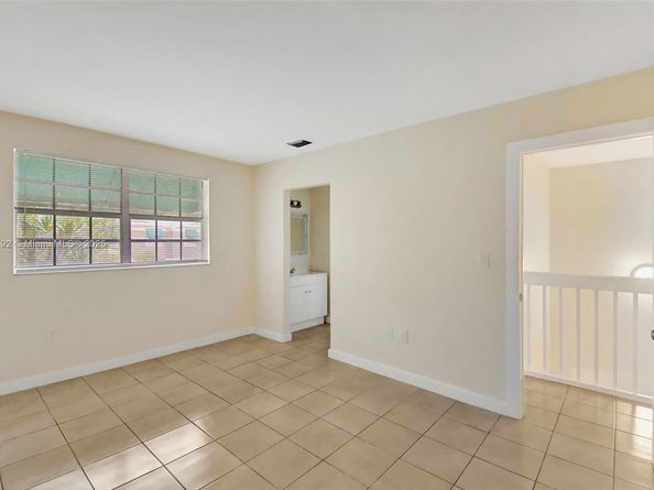 12374 SW 51st Ct, Cooper City FL 33330