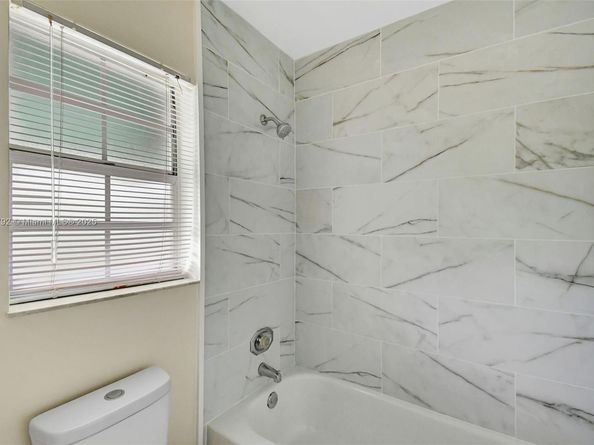 12374 SW 51st Ct, Cooper City FL 33330