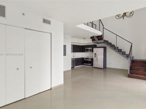 90 SW 3rd St TH505, Miami FL 33130