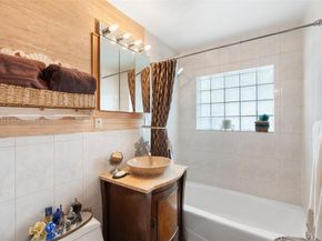 2472 Andros Ln, Fort Lauderdale FL 33312