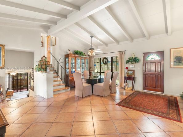 2472 Andros Ln, Fort Lauderdale FL 33312