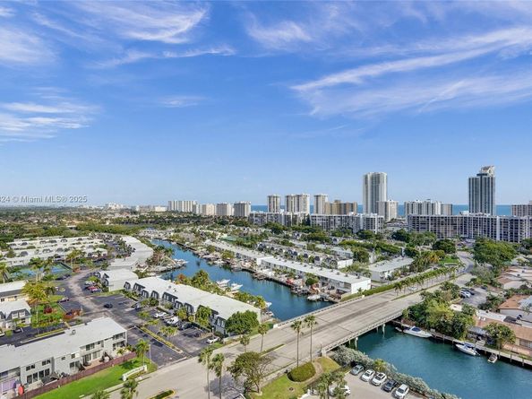 2500 Parkview Dr 1811, Hallandale Beach FL 33009