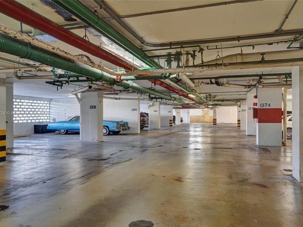 2500 Parkview Dr 1811, Hallandale Beach FL 33009