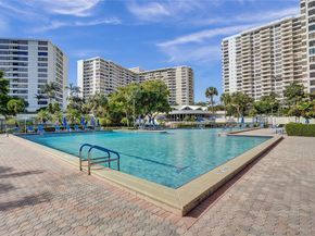 2500 Parkview Dr 1811, Hallandale Beach FL 33009