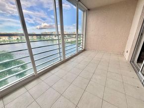 141 SE 3rd Ave 402, Dania Beach FL 33004