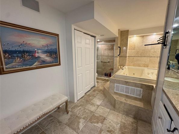 2030 S Ocean Dr 727, Hallandale Beach FL 33009